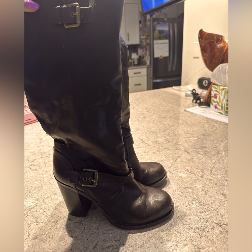 Jessica Simpson brown leather boots